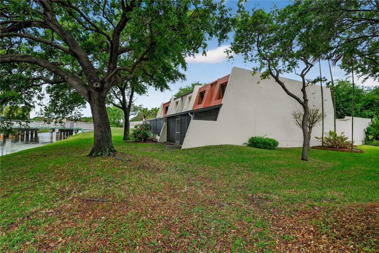 7833 SW 102nd Pl, Miami, FL 33173 Photo