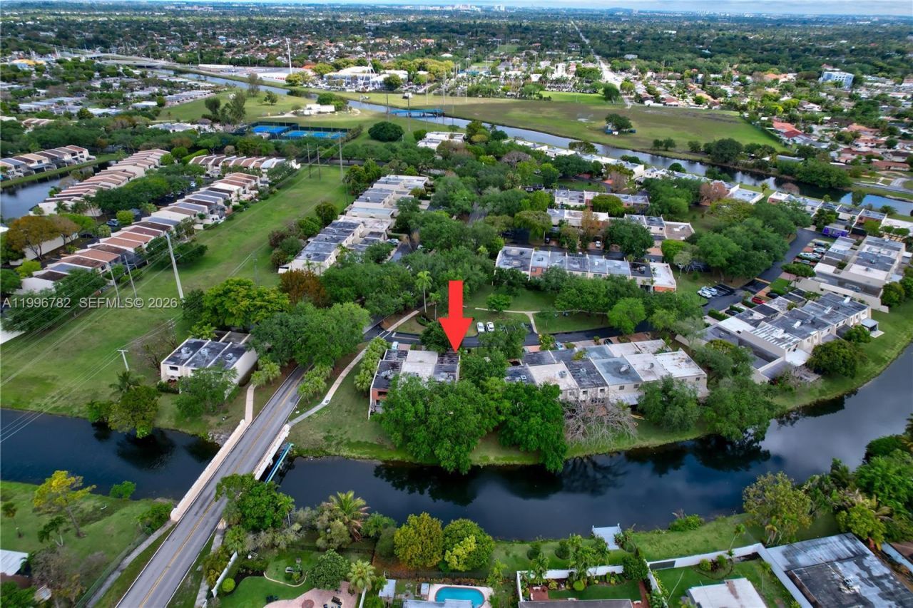 7833 SW 102nd Pl, Miami, FL 33173 Photo