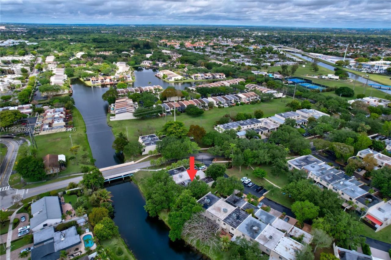 7833 SW 102nd Pl, Miami, FL 33173 Photo