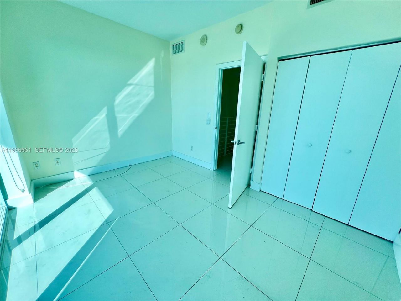 60 SW 13th St, Unit 1611, Miami, FL 33130 Photo