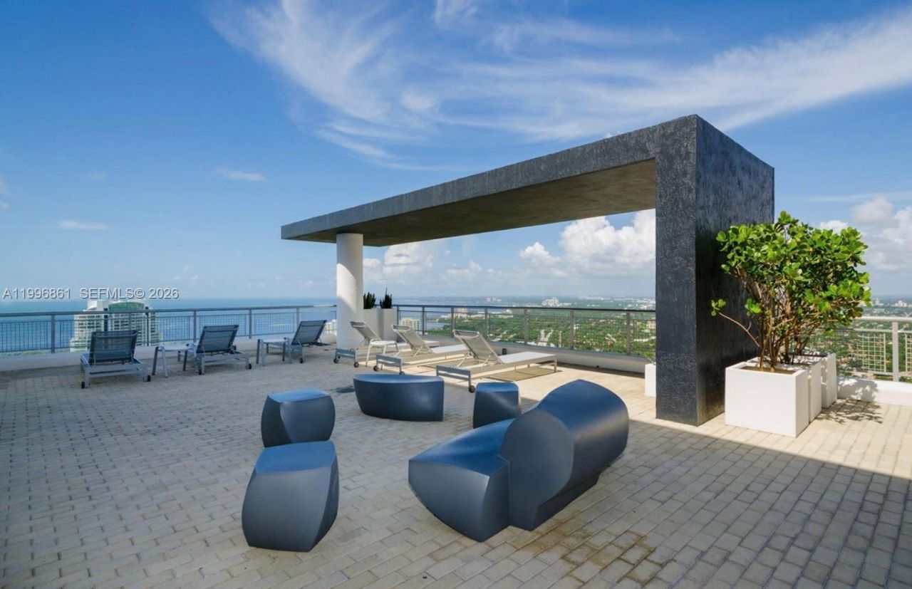 60 SW 13th St, Unit 1611, Miami, FL 33130 Photo