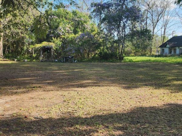 409 W Lewis Street, Whiteville, NC 28472