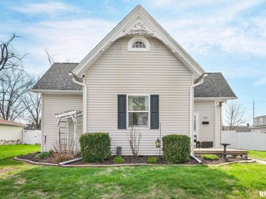 504 E ADAMS Street, Morton, IL 61550