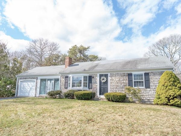 28 Swift Brook Rd, Yarmouth, MA 02664