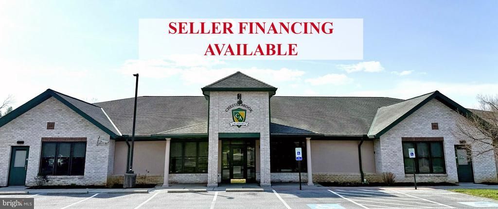 2301 HARRISBURG PIKE, LANCASTER, PA 17601