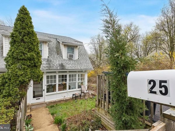 25 WOODBINE AVENUE, PAOLI, PA 19301