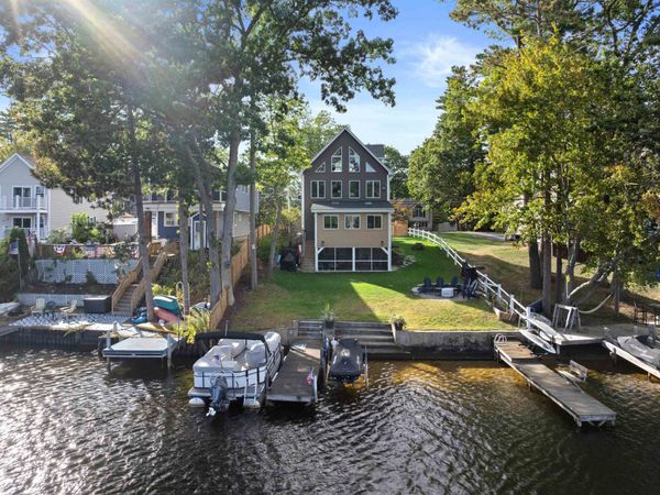 43 Shore Drive, Salem, NH 03079