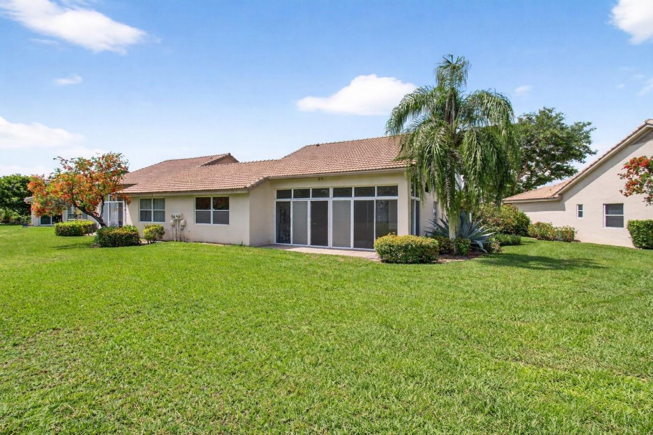 8864 Shoal Creek Lane, Boynton Beach, FL 33472 Photo