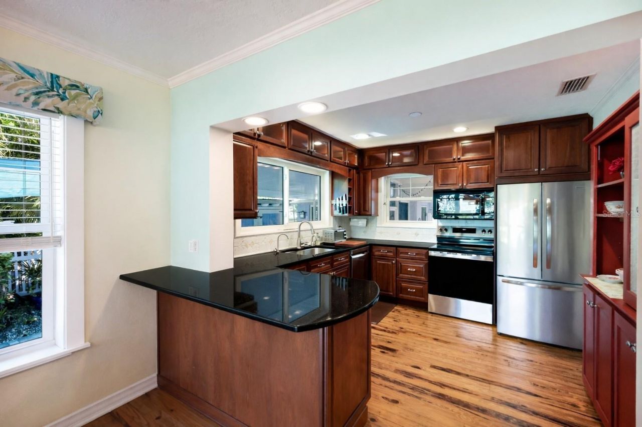 104 24th Street Nw, Bradenton, FL 34205 Photo