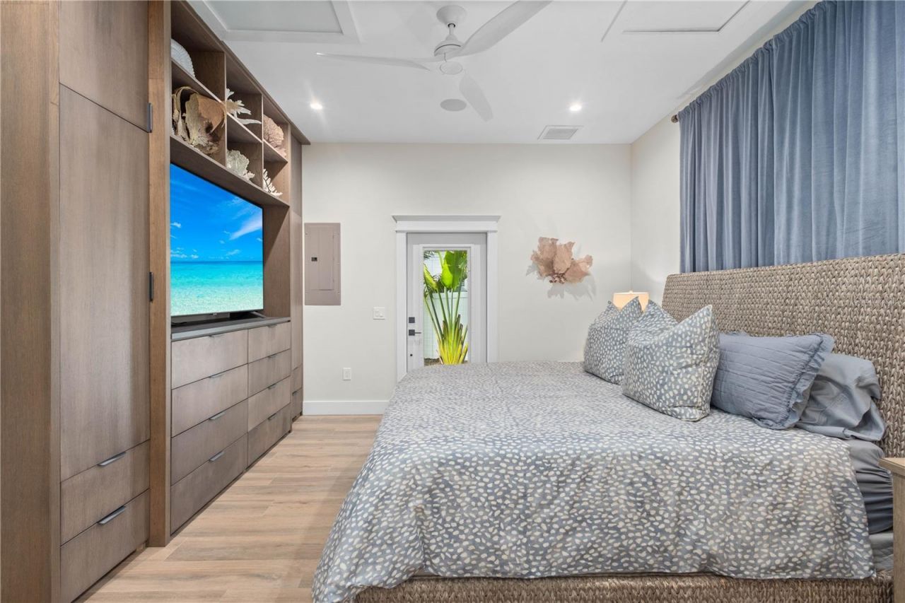 217 9th Street E, Bradenton, FL 34208 Photo