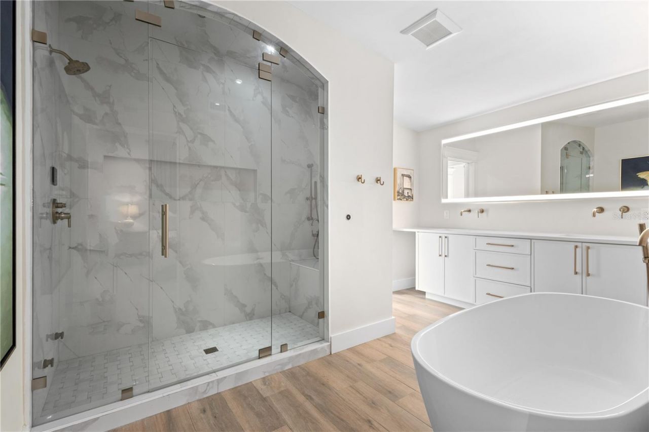 217 9th Street E, Bradenton, FL 34208 Photo