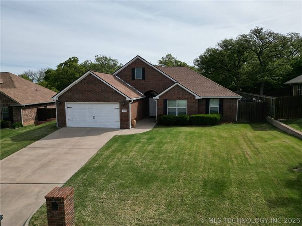 3208 Stone Creek Drive , Ardmore, OK 73401