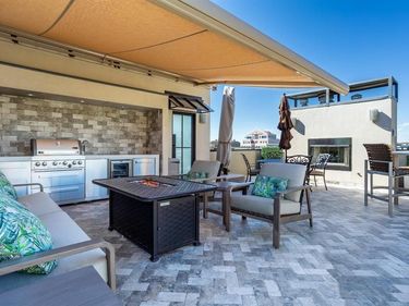 2630 A WELBORN Street, Dallas, TX 75219