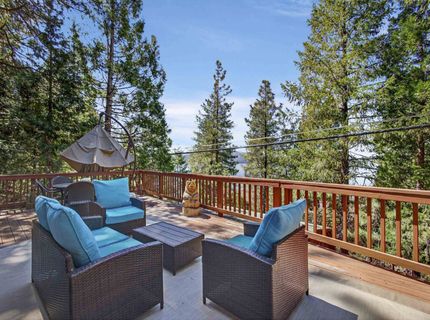 4256 - #6 Highway 147, Lake Almanor, CA 00000 Photo