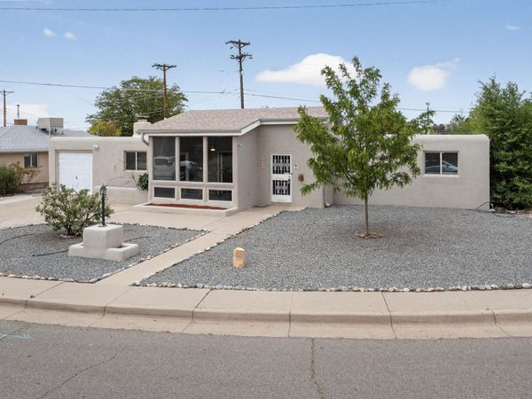 6311 Alta Monte Avenue NE, Albuquerque, NM 87110