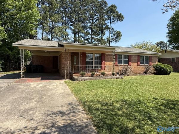1016 15th Avenue SW, Decatur, AL 35601
