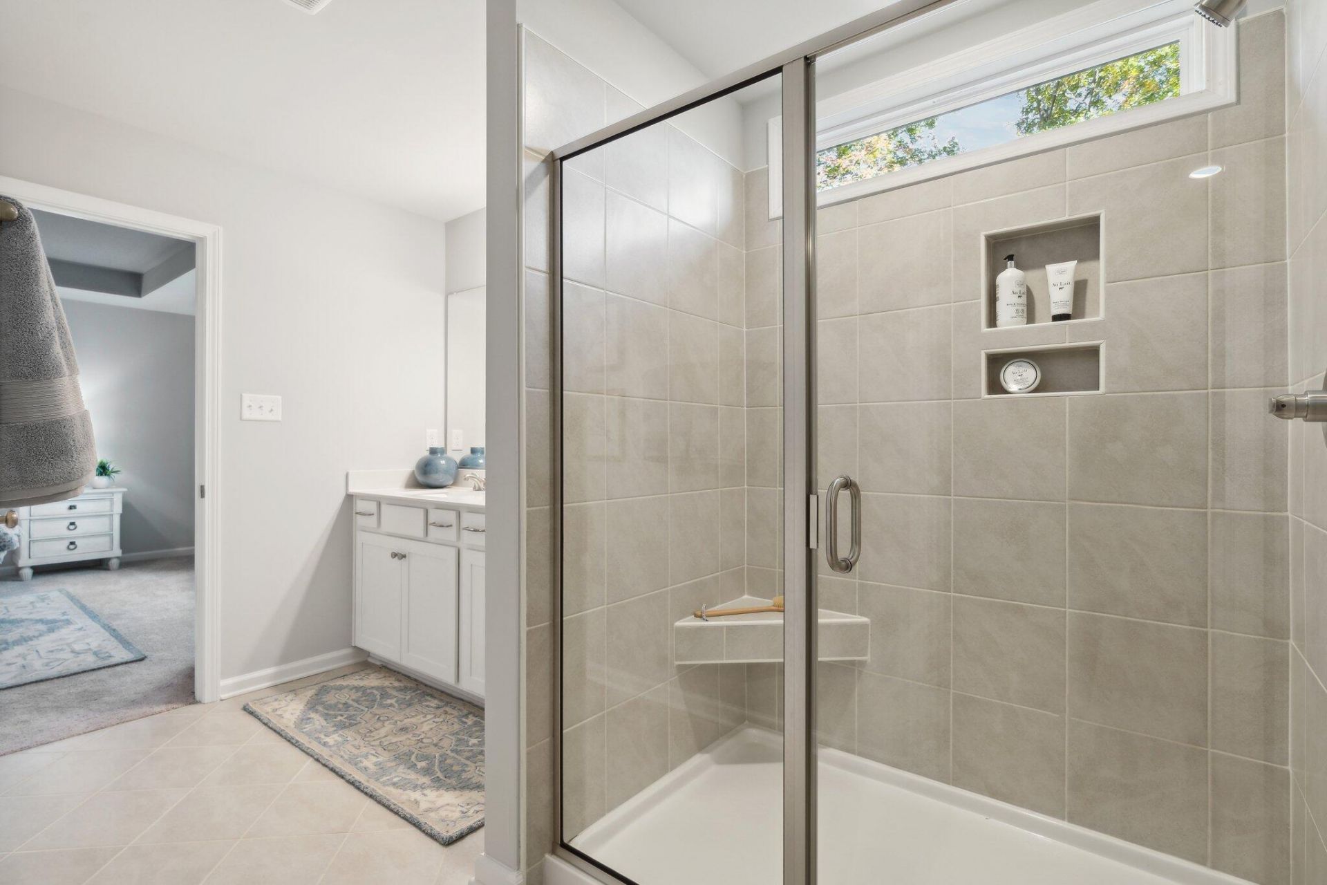 2241 Clarabelle Lane Photo 13