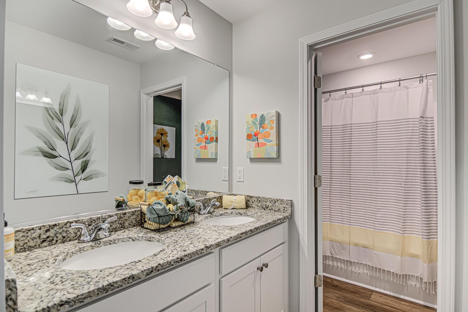 2241 Clarabelle Lane Photo 17