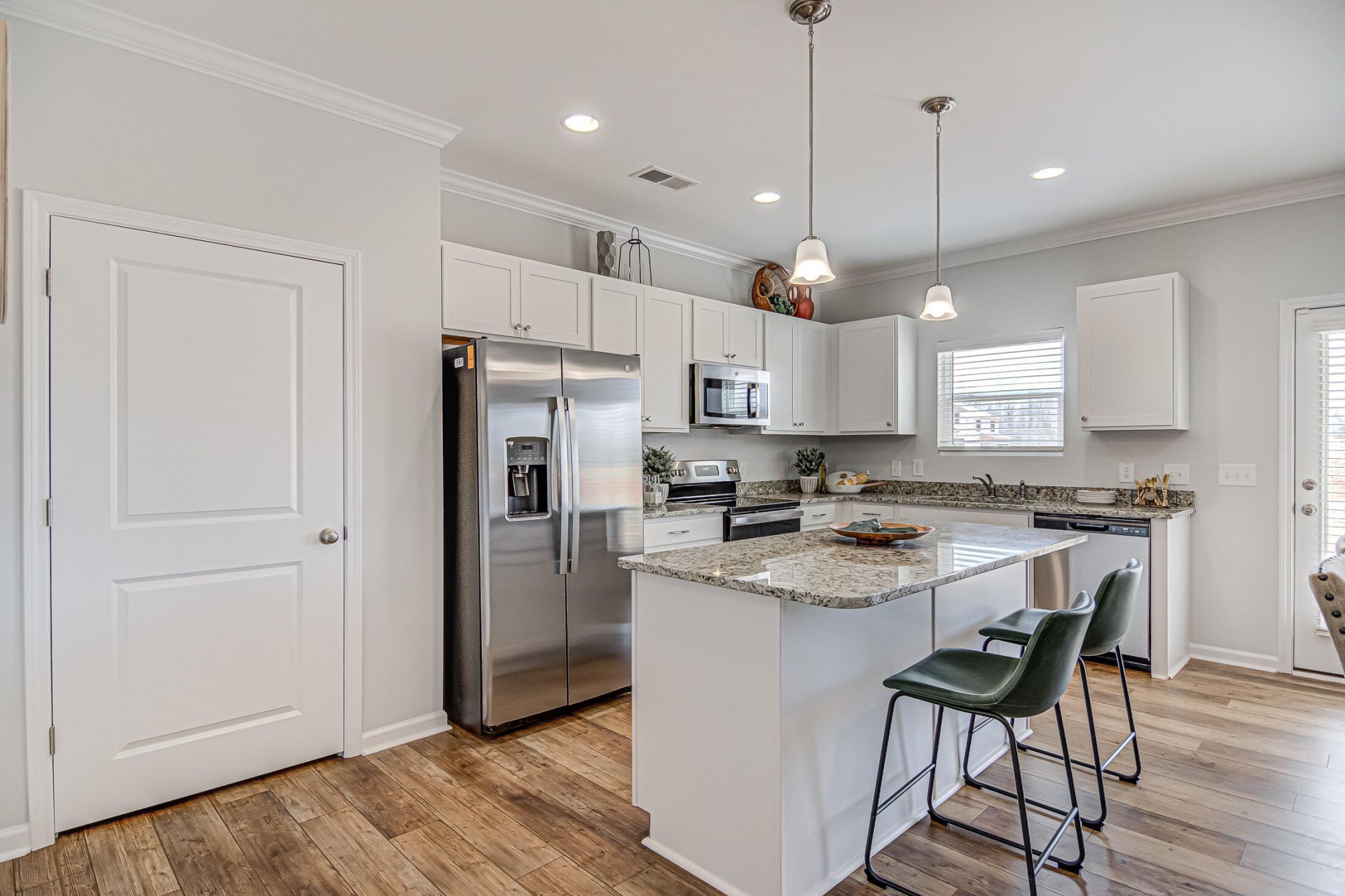 2241 Clarabelle Lane Photo 6