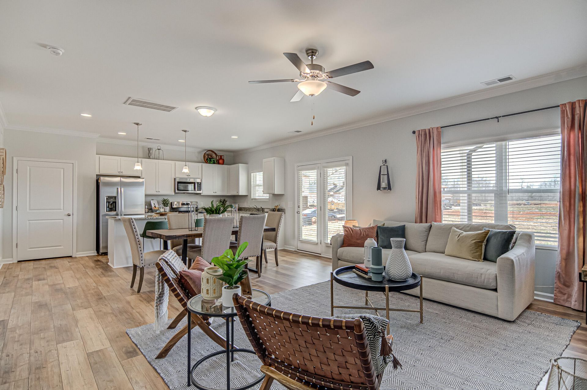 2241 Clarabelle Lane Photo 8