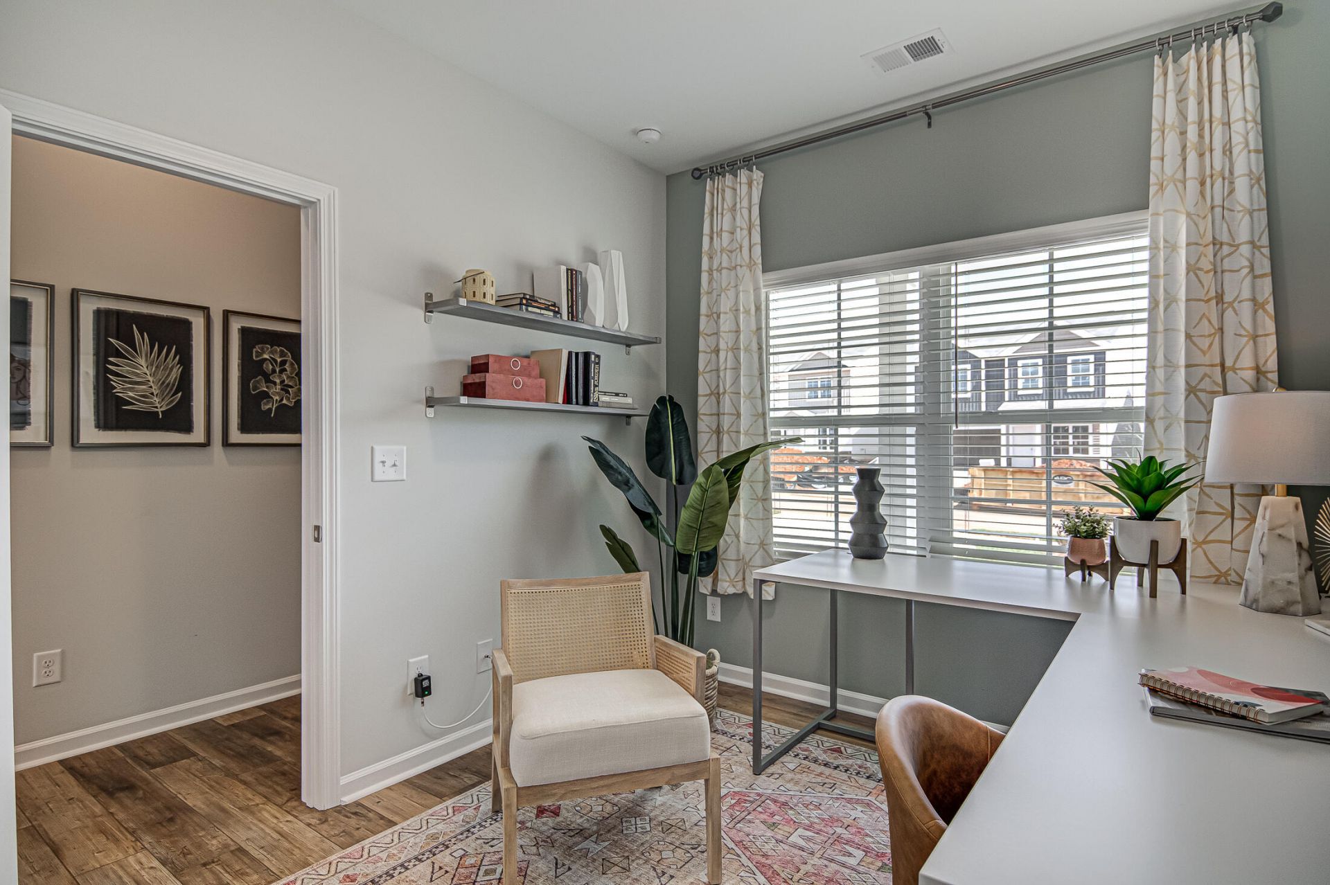 2241 Clarabelle Lane Photo 9