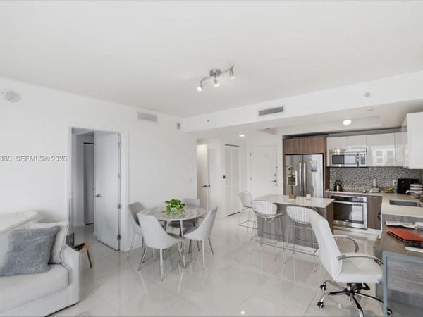 5300 Paseo Blvd, Unit 1803, Doral, FL 33166