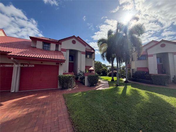 7860 Lexington Club Blvd, Unit B, Delray Beach, FL 33446