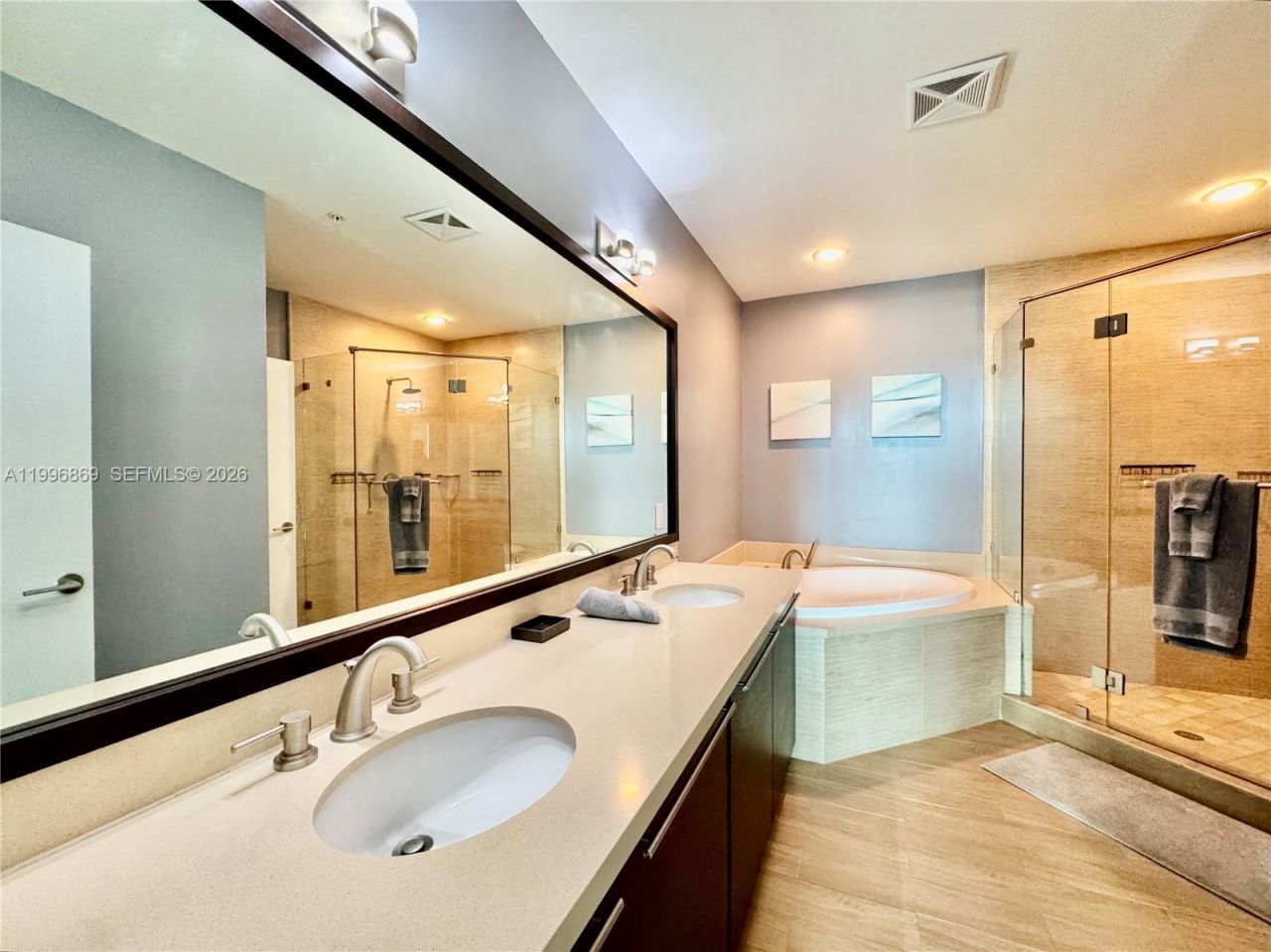 7928 East Dr, Unit 805, North Bay Village, FL 33141 Photo