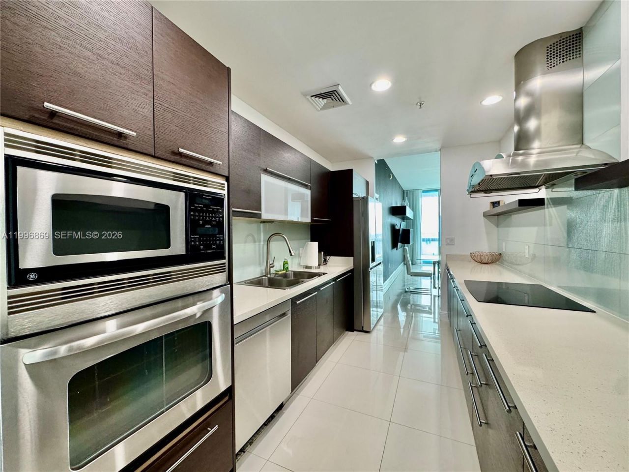 7928 East Dr, Unit 805, North Bay Village, FL 33141 Photo