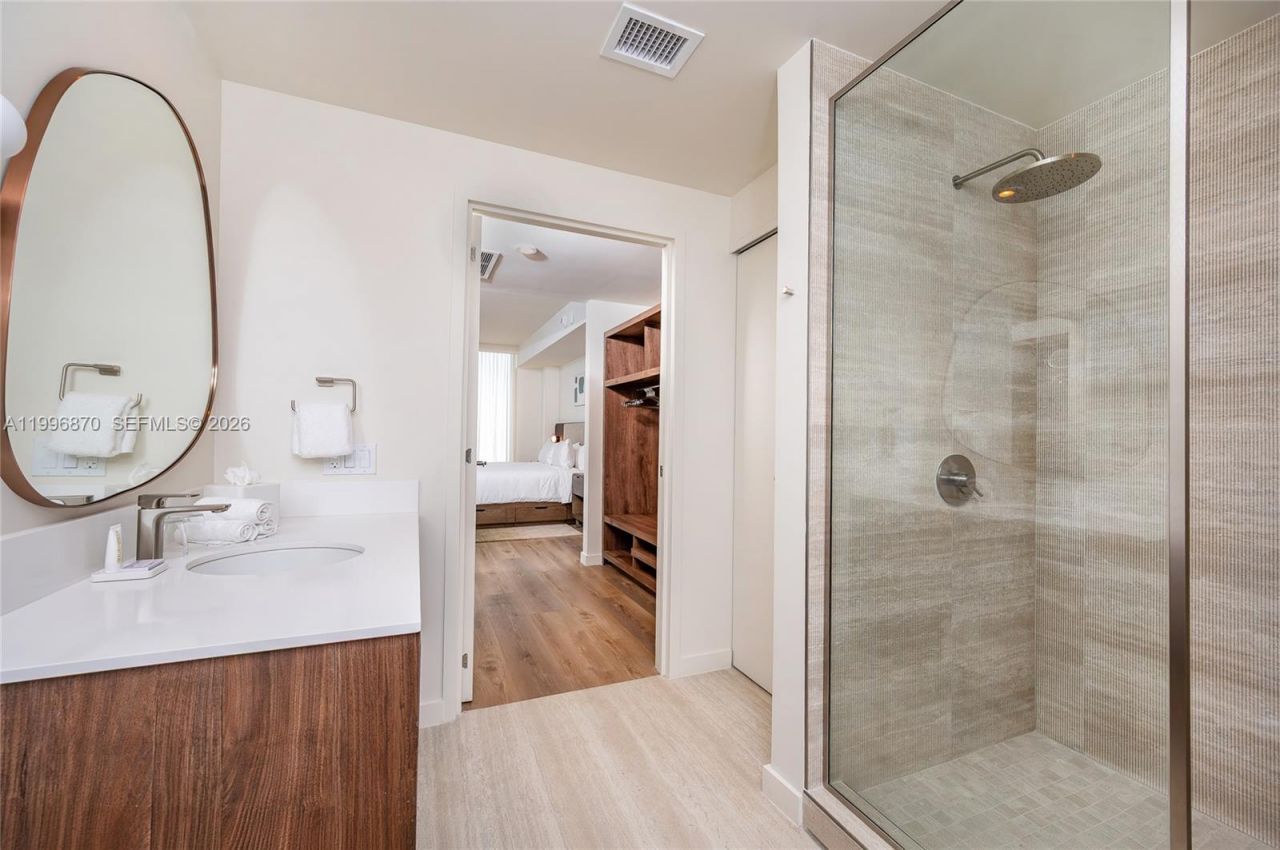 1611 SW 2nd Ave, Unit 216, Miami, FL 33129 Photo