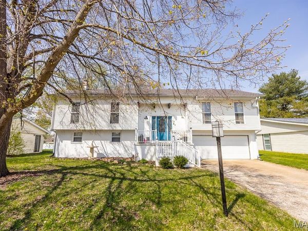 3217 West Boulevard, Belleville, IL 62221