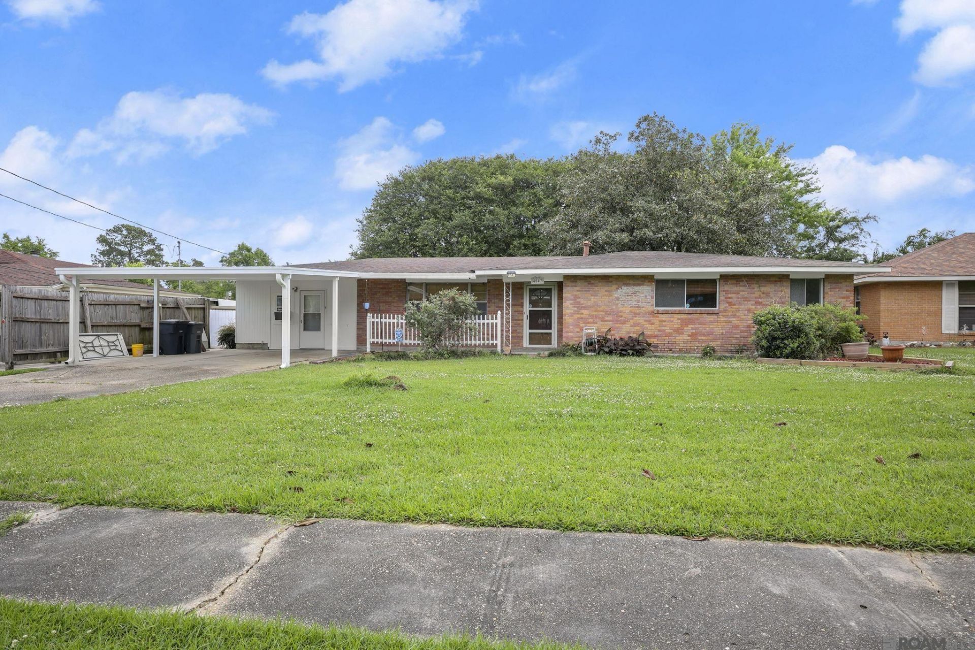 4547 E Essen Heights Ct, Baton Rouge, LA 70809 Main Photo