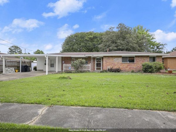 4547 E Essen Heights Ct, Baton Rouge, LA 70809