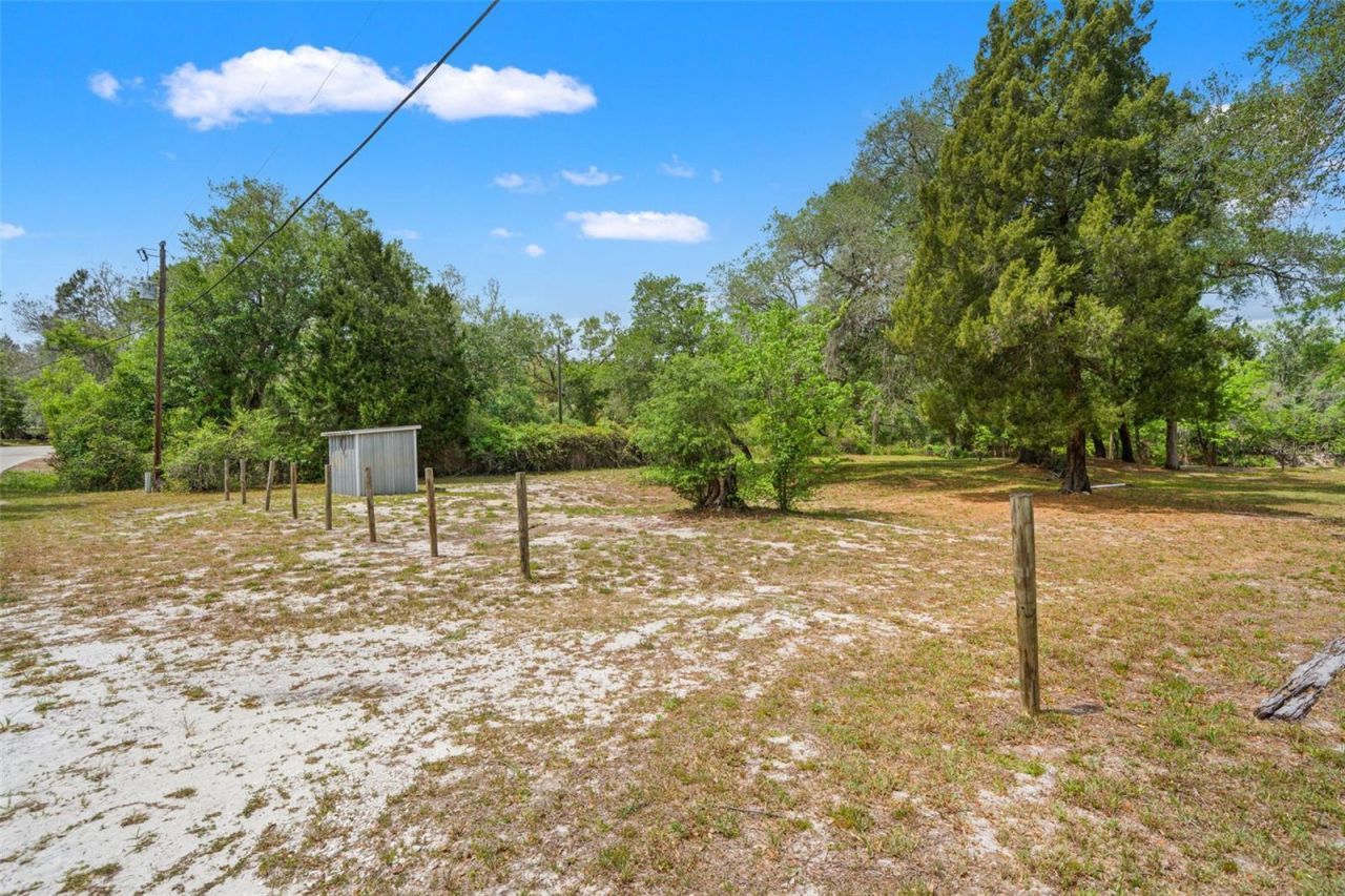 33013 Round Table Road, Ridge Manor, FL 33523 Photo