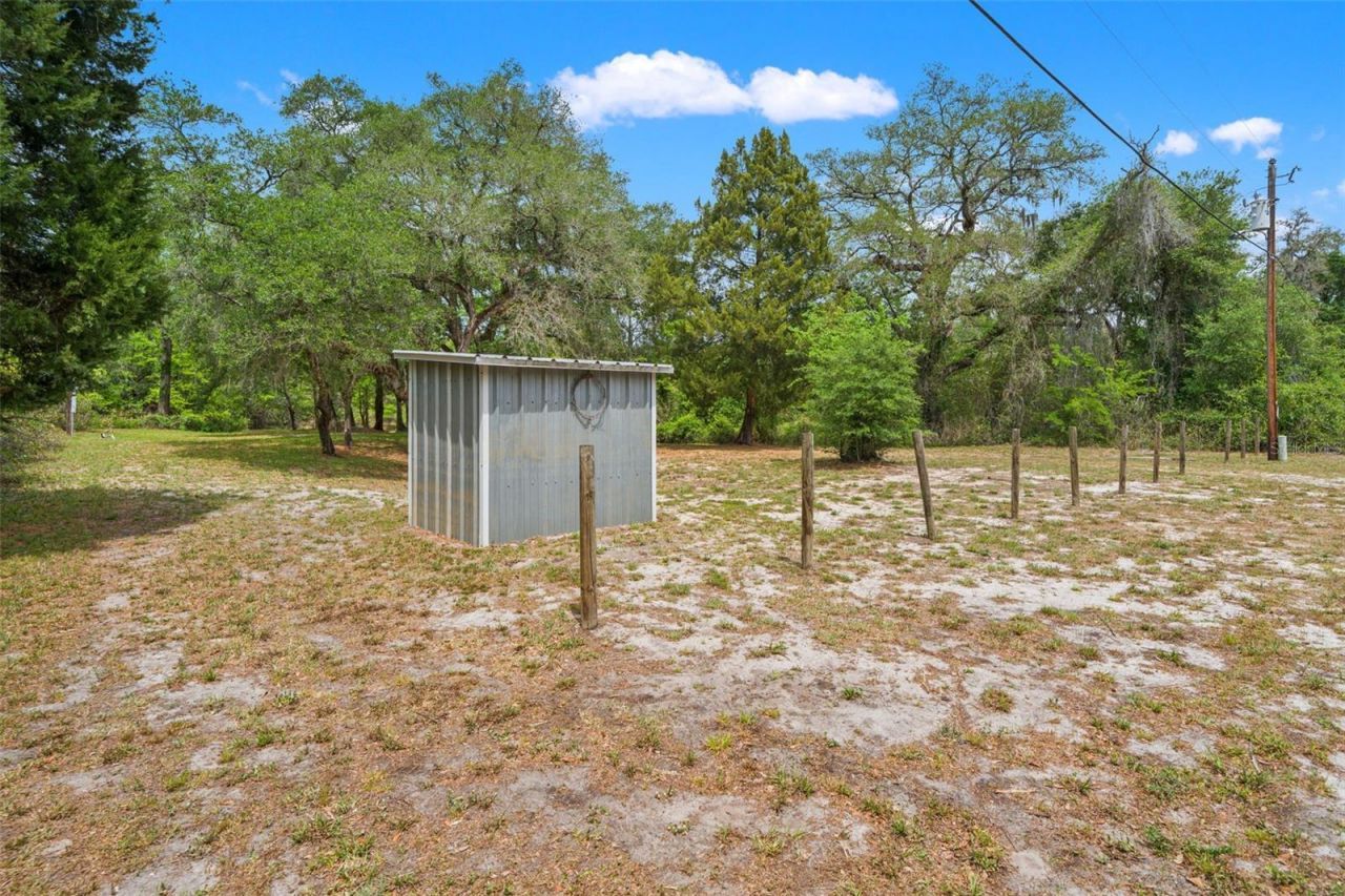 33013 Round Table Road, Ridge Manor, FL 33523 Photo