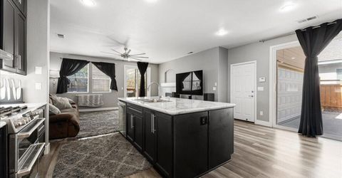 7475 Earlsmoore Drive, Sparks, NV 89436 Photo