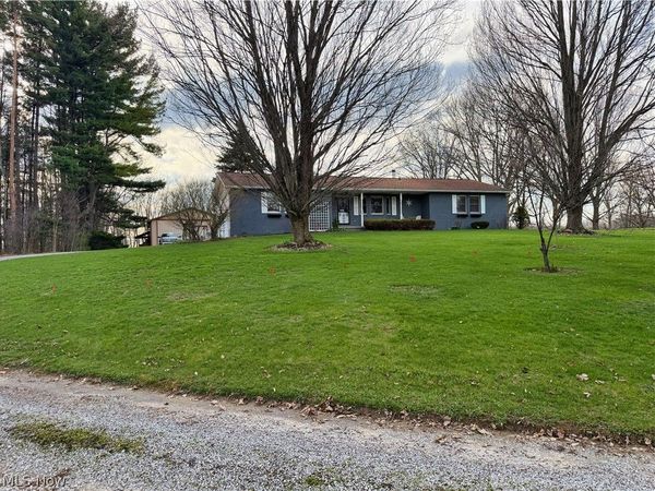 5279 Newgarden Road , Salem, OH 44460
