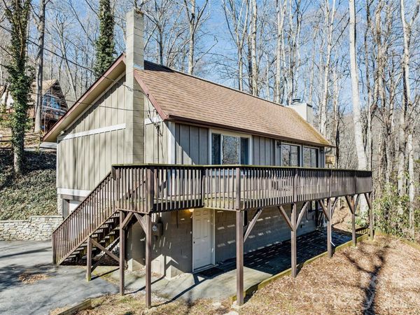 662 Locust Drive, Maggie Valley, NC 28751