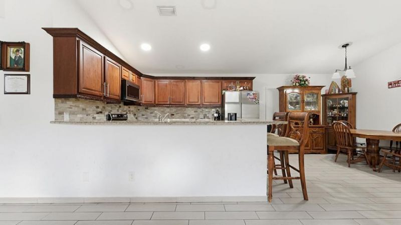 2301 SW Barber Lane, Port Saint Lucie, FL 34984 Photo