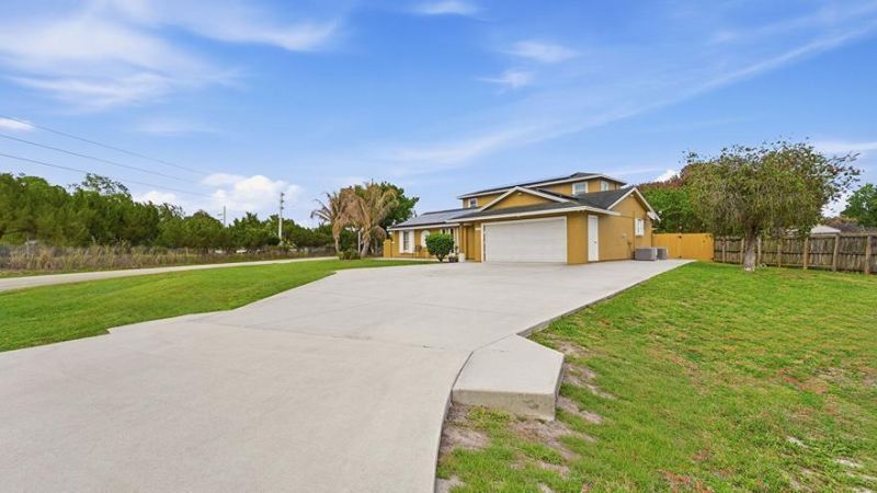 2301 SW Barber Lane, Port Saint Lucie, FL 34984 Photo