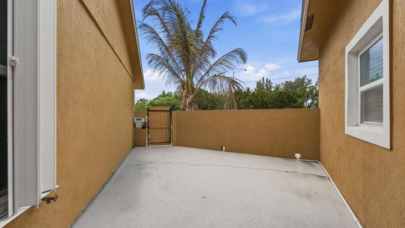 2301 SW Barber Lane, Port Saint Lucie, FL 34984 Photo