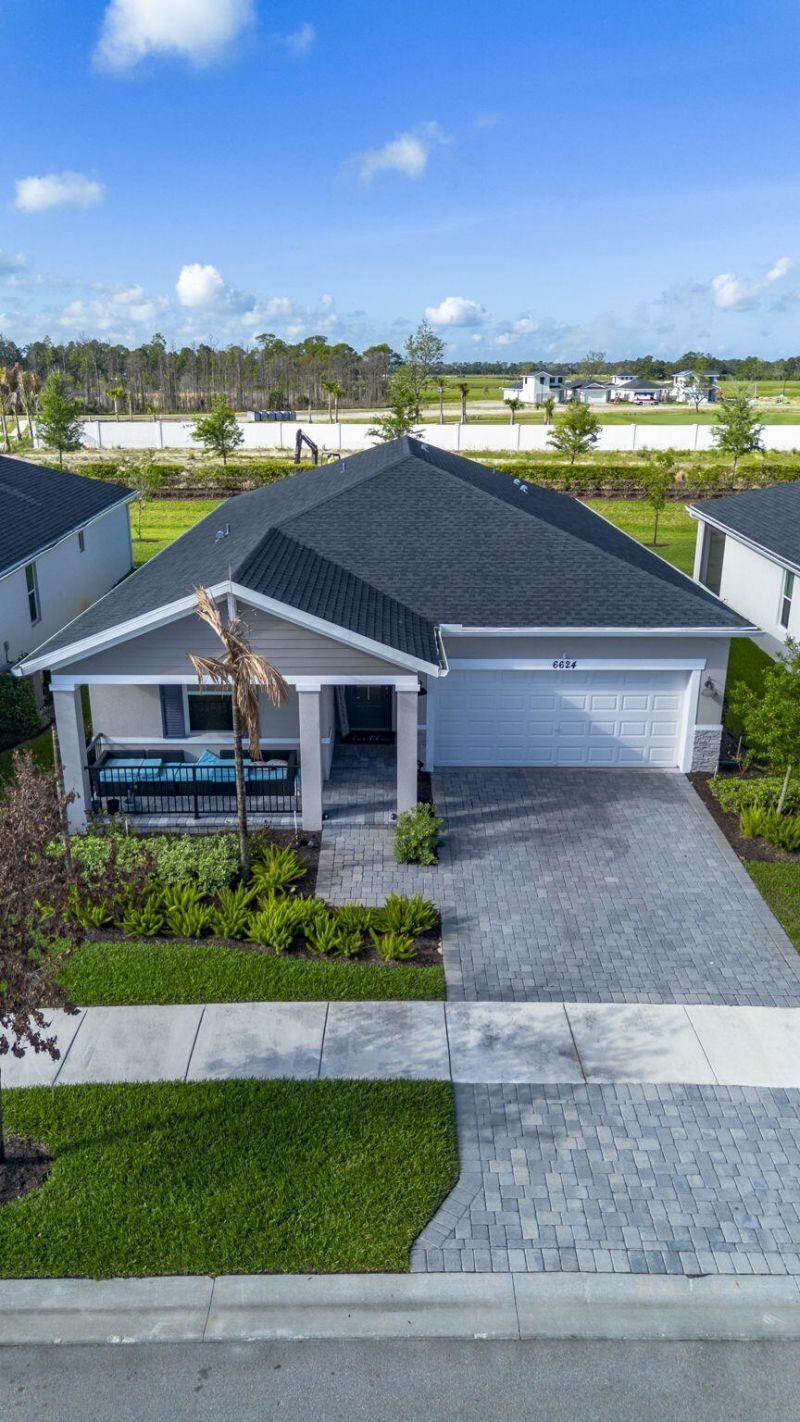 6624 NW Cloverdale Avenue, Port Saint Lucie, FL 34987 Photo