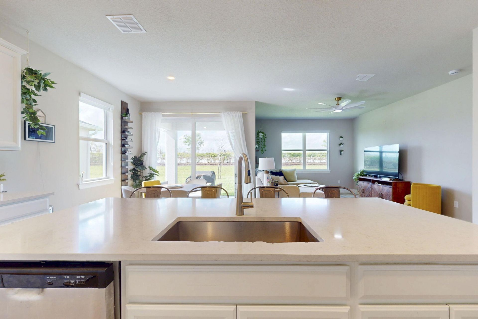 6624 NW Cloverdale Avenue, Port Saint Lucie, FL 34987 Photo