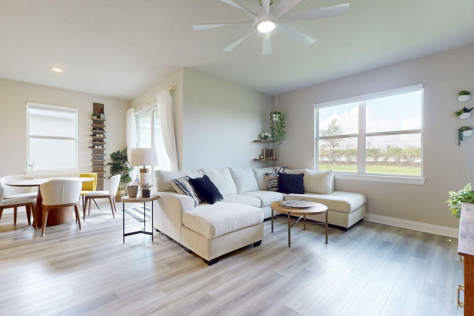 6624 NW Cloverdale Avenue, Port Saint Lucie, FL 34987 Photo
