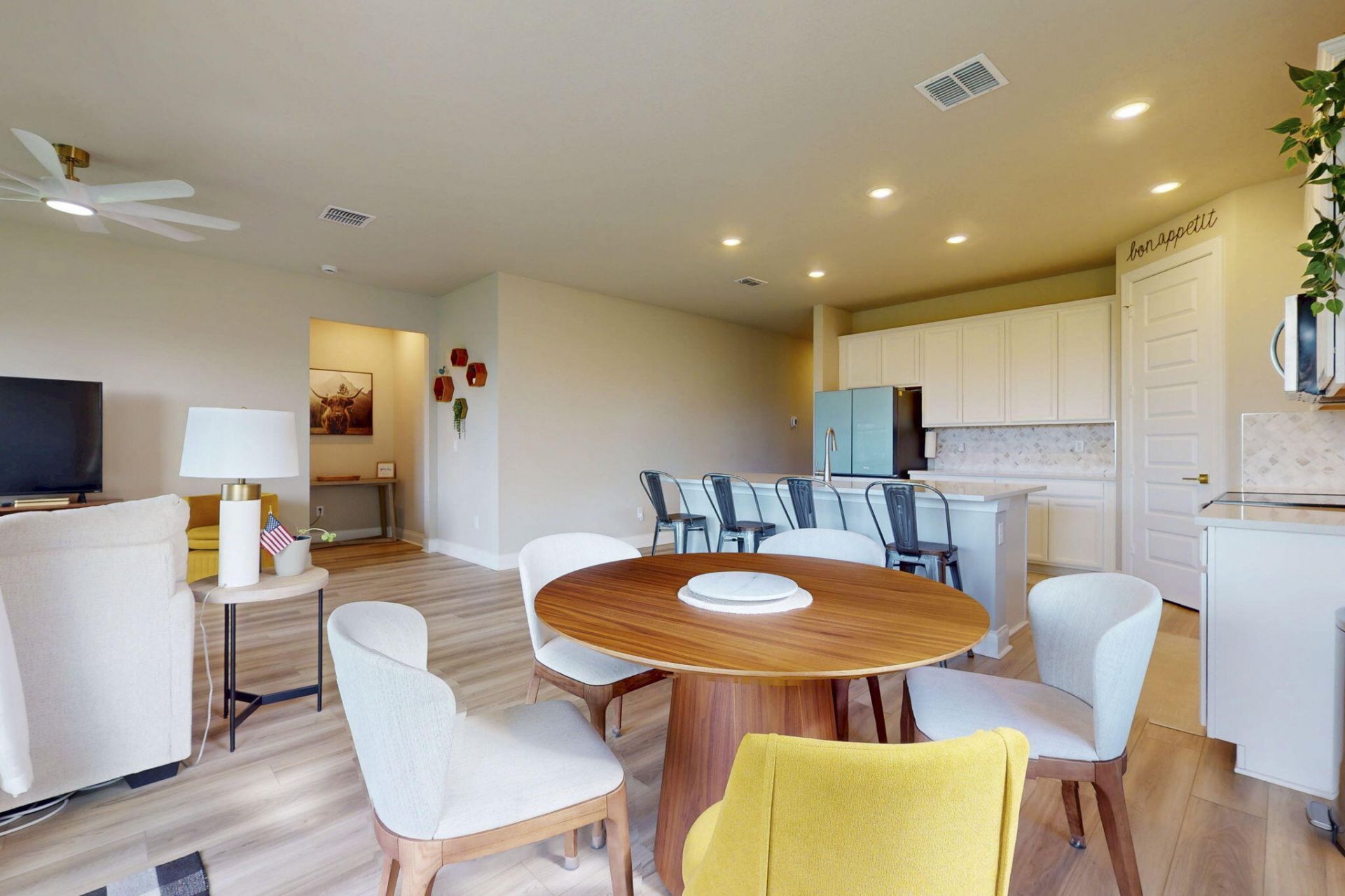 6624 NW Cloverdale Avenue, Port Saint Lucie, FL 34987 Photo