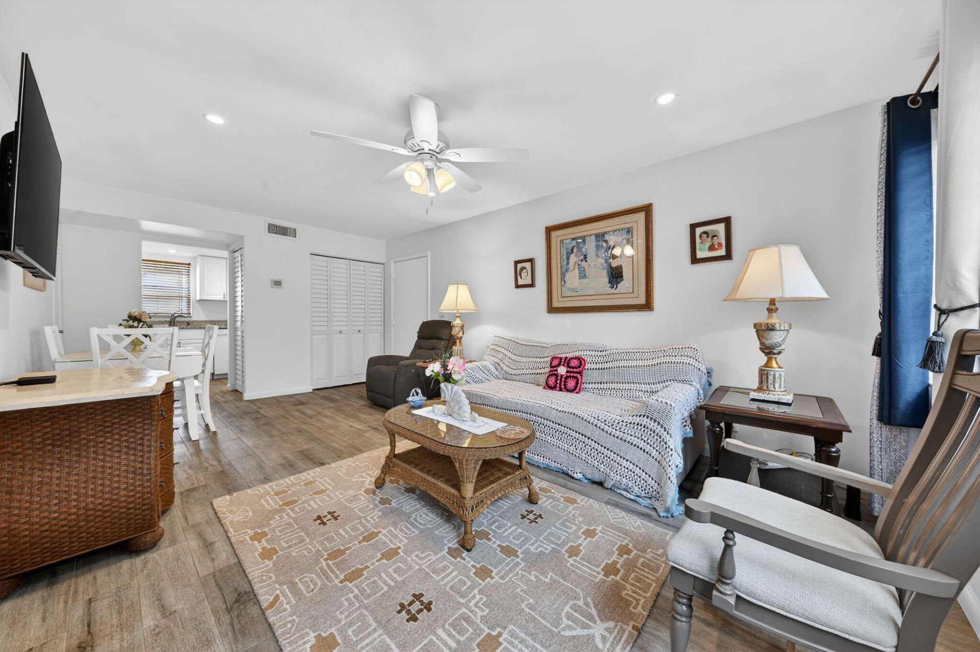 211 Lake Dora Drive, West Palm Beach, FL 33411 Photo