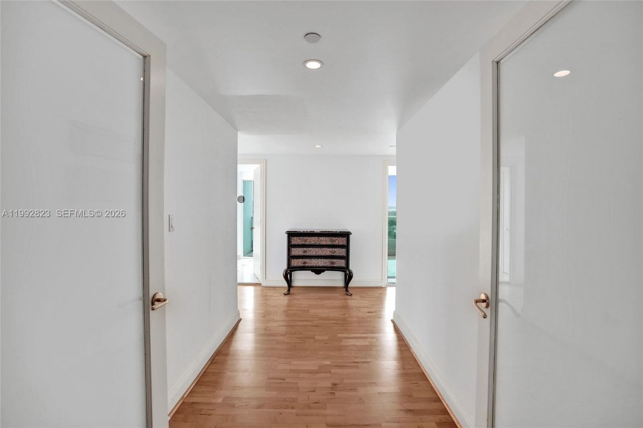 19955 NE 38th Ct, Unit 1002, Aventura, FL 33180 Photo