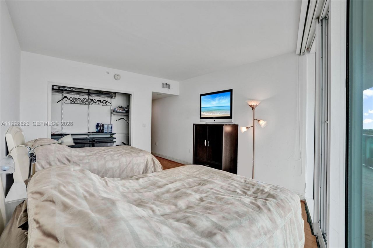 19955 NE 38th Ct, Unit 1002, Aventura, FL 33180 Photo