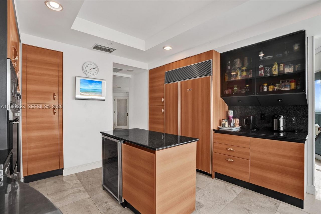 19955 NE 38th Ct, Unit 1002, Aventura, FL 33180 Photo