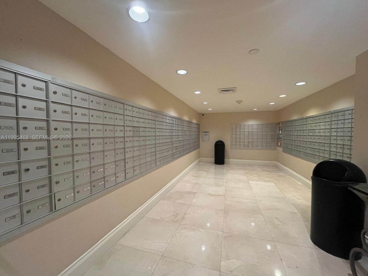 3530 Mystic Pointe Dr , Unit 1711, Aventura, FL 33180 Photo